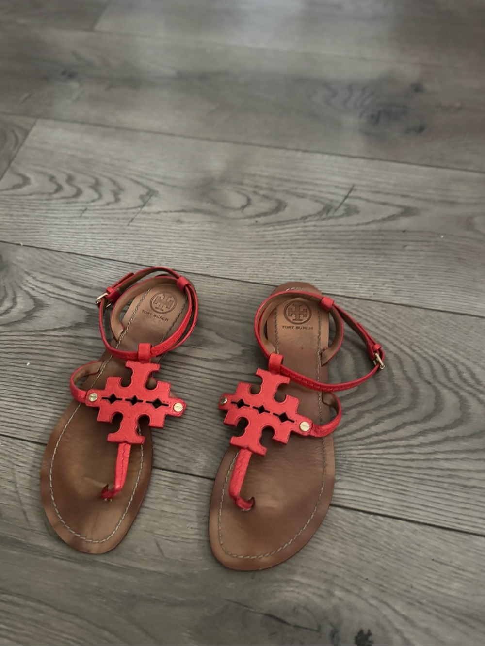 Tory Burch Red Logo T-Strap Sandals Size US 8 Women’s